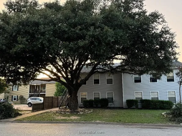 401 Manuel Dr #A-d, College Station, TX 77840