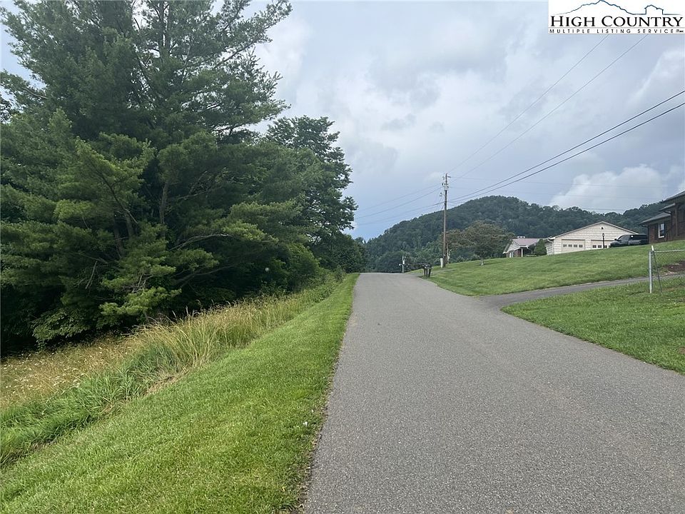 2nd image of TBD Knollview Drive