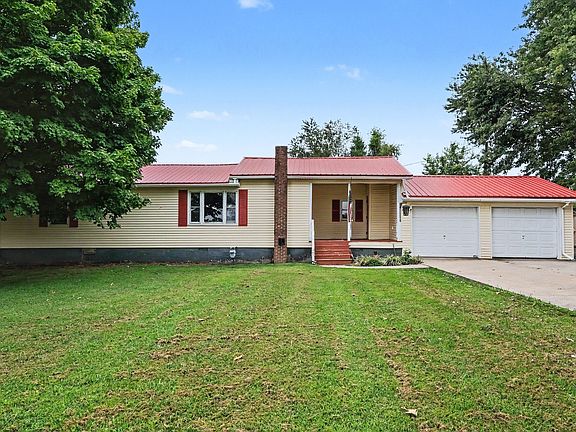 2nd image of 122 Dorris Rd