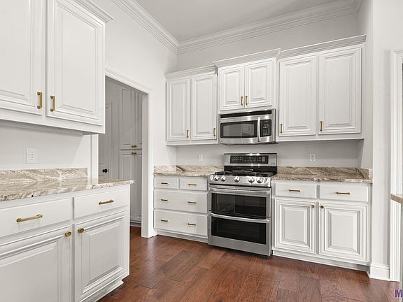 5th image of 39315 Oceanview Ave