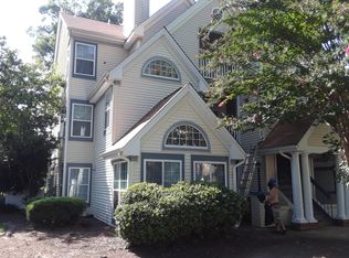 301 Victoria Pl, Newport News, VA 23606