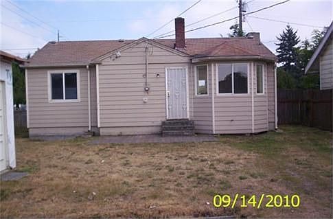 3rd image of 6808 S Junett St