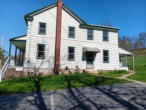 2nd image of 2421 Ironville Pike