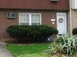 1349 Stanford Rd, Bethlehem, PA 18018