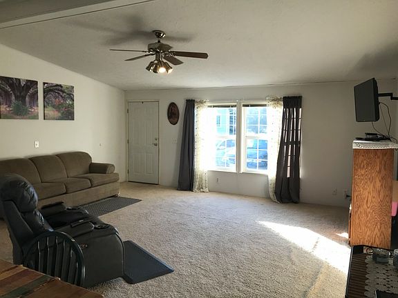 5th image of 506 203rd Street Ct E