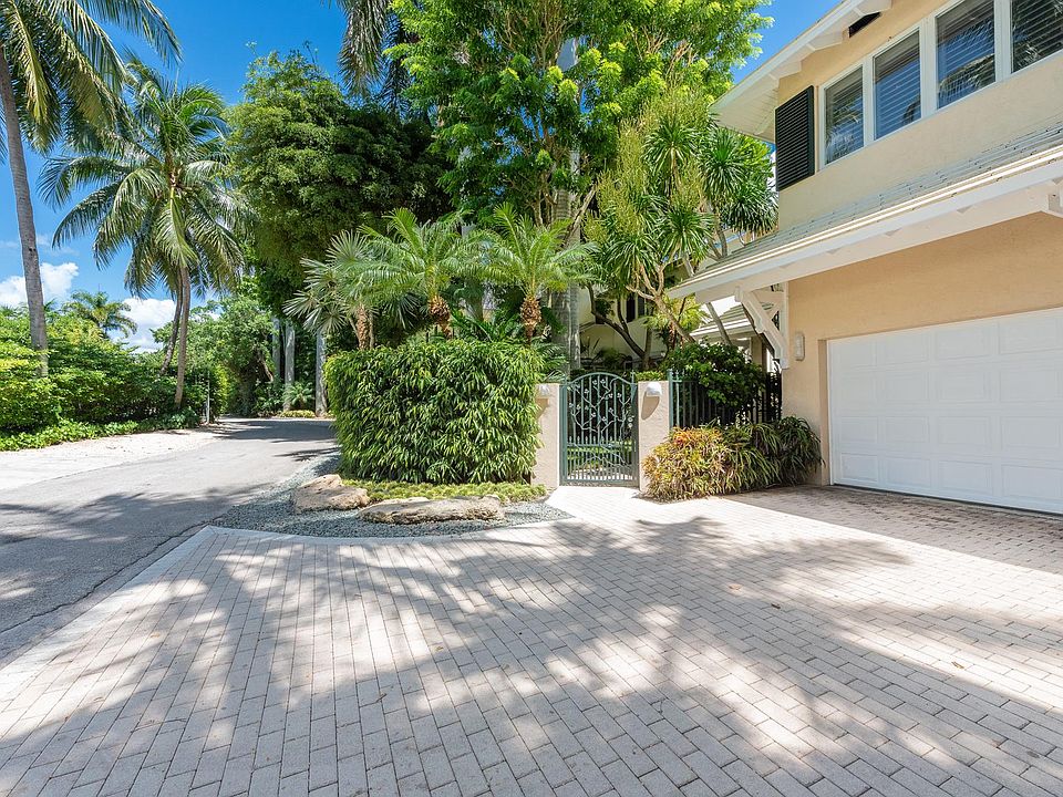 1st image of 3601 N Bay Homes Dr