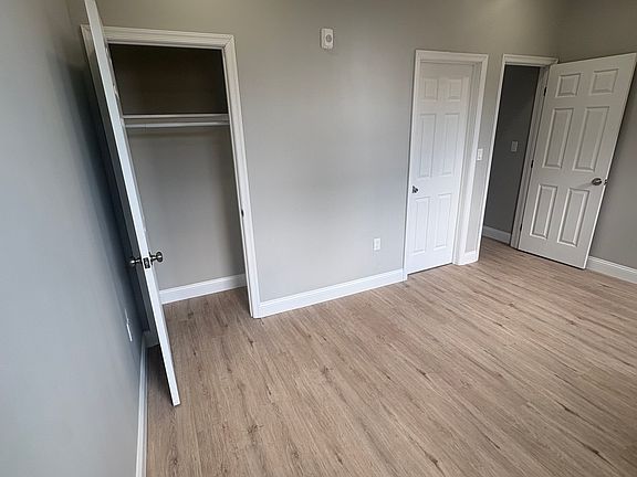 2nd image of 2105 Maryland Ave #404