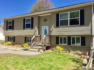 14 Lakeside Rd, Billerica, MA 01821