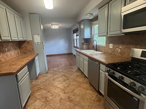 5th image of 535 Hory St