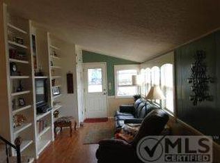 1418 Prospect Ave, Carthage, MO 64836
