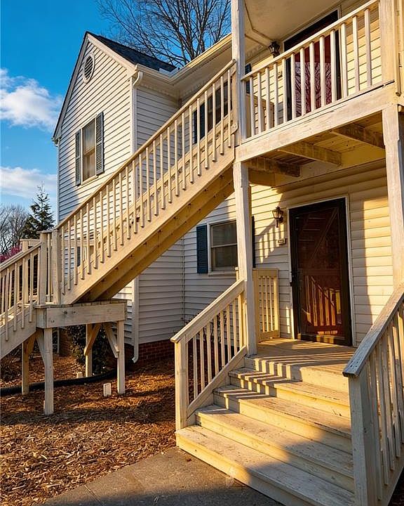 1st image of 133 Columbine Dr APT 118