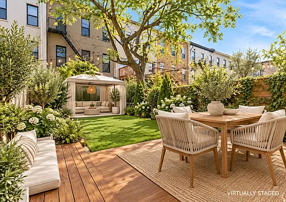 Outdoor, photo 1