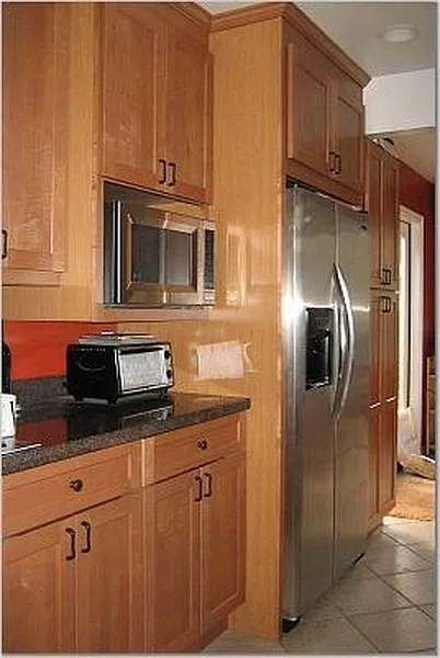 Stainless steel appliances - 35th Ave W