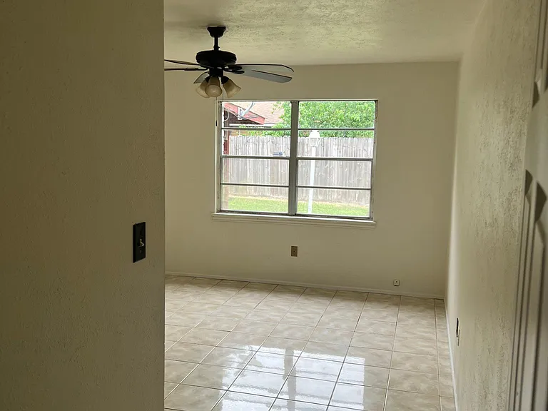 204 Grantham Rd — Photo 9