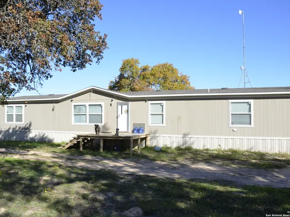 464 PATTON RD, Somerset, TX 78069