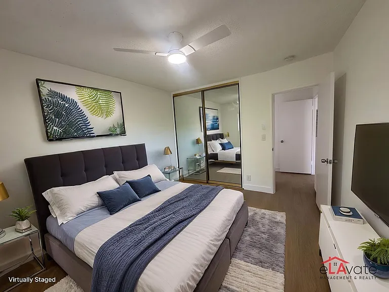 11820 Chandler Blvd #9 — Photo 9