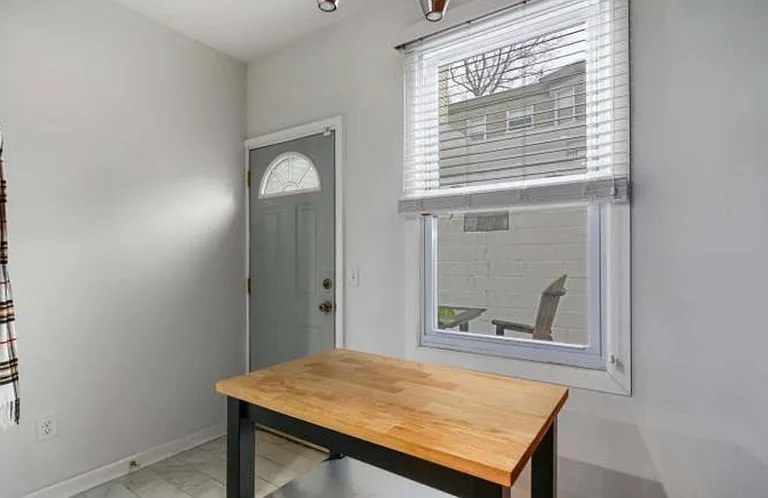 2233 Memphis St — Photo 5