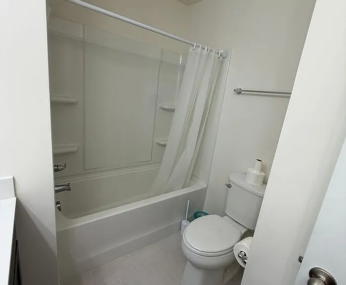 419 Trotters Ln — Photo 5