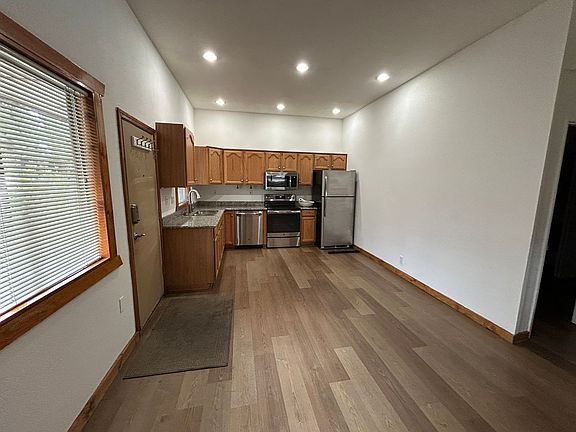 2nd image of 7600 N Lake Blvd #39