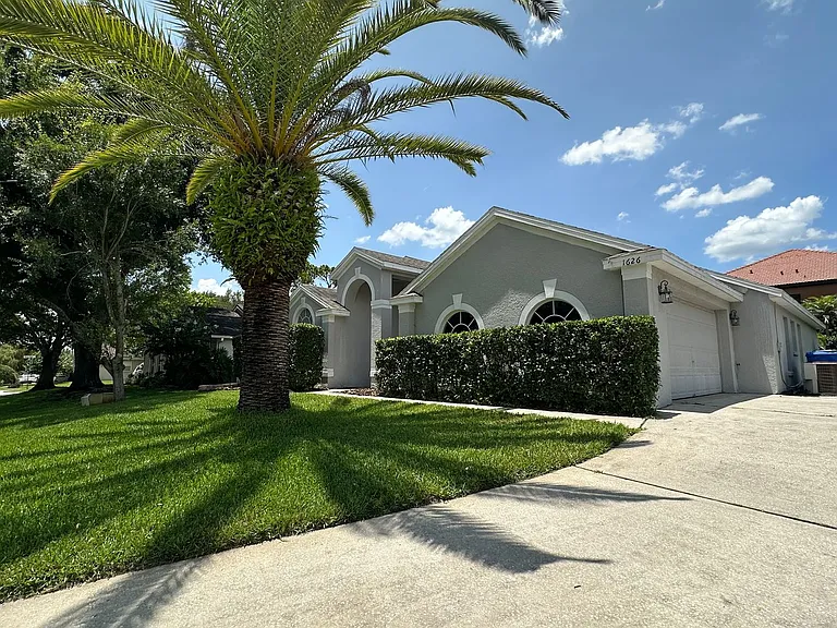 1626 River Birch Ave — Photo 3