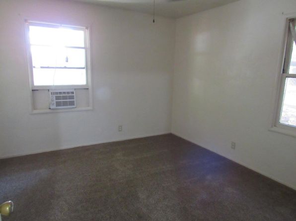 stockton-california-440211484 picture