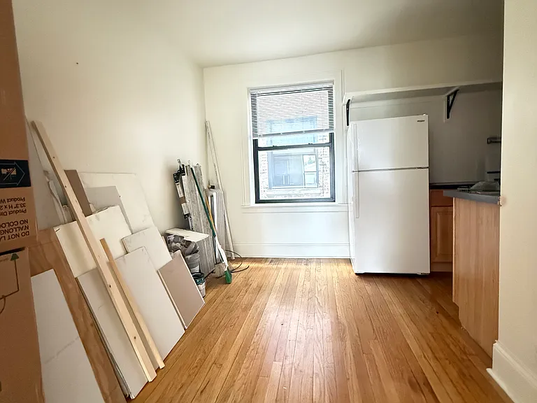 2321 N Spaulding Ave #1A — Photo 4