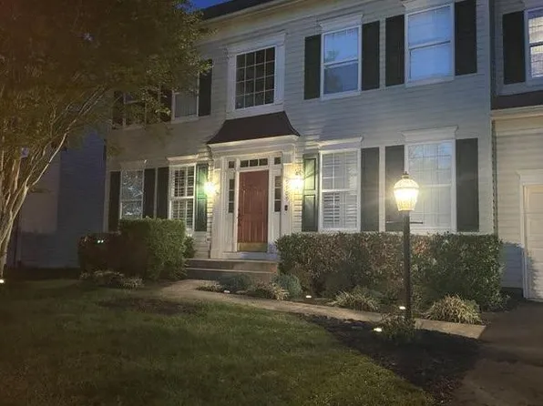 9909 Broadsword Dr, Bristow, VA 20136