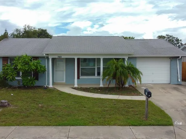 7421 Nova Scotia Dr, Port Richey, FL 34668