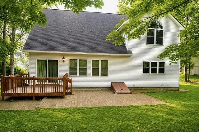 1 bed, 2413 sqft, $3,000 — Photo 2