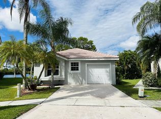 3052 SW 181st Ter, Miramar, FL 33029