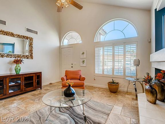 5th image of 1077 Aspen Valley Ave