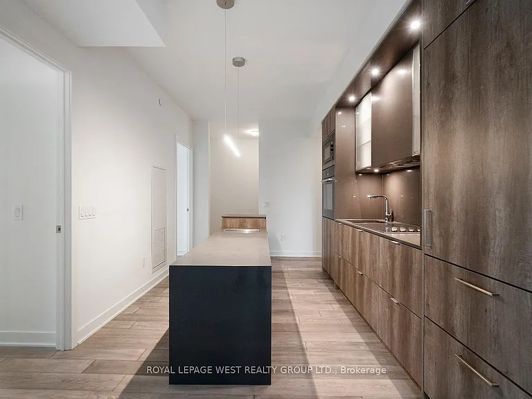 11 Yorkville Ave #1310 — Photo 12