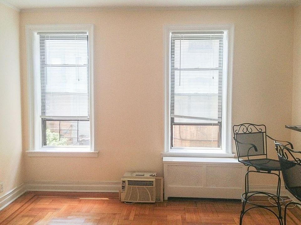 2nd image of 80 Winthrop St APT V2