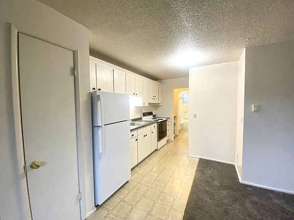 3rd image of 5123 Seattle Ave SW #5