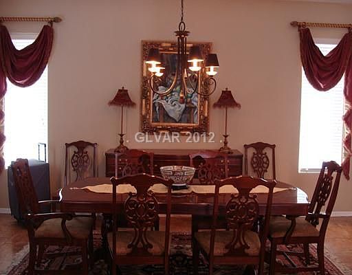 4th image of 10267 Sunset Gardens Dr