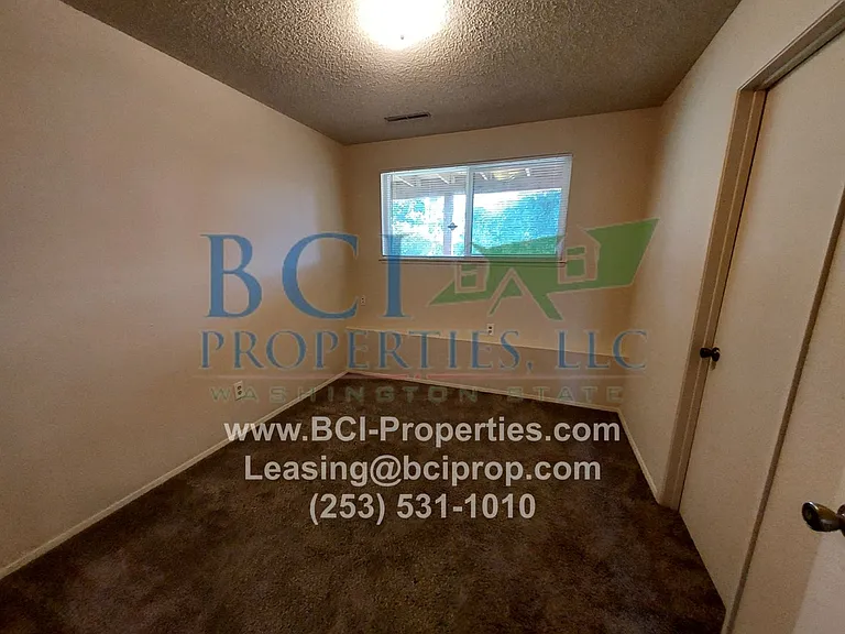 10616 98th St SW — Photo 38