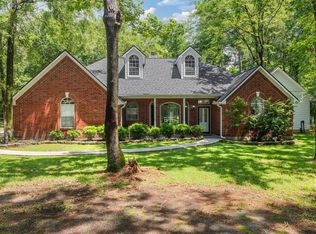 19 Timber Ln, Conroe, TX 77384