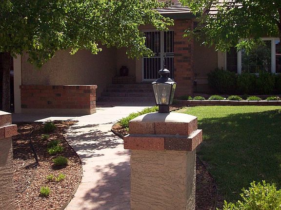 Beautiful flagstone walkway
