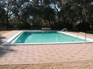 25 11th St, Shalimar, FL 32579