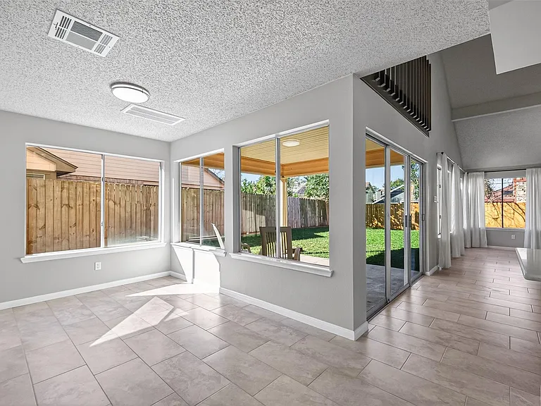 11406 Caesar Dr — Photo 15
