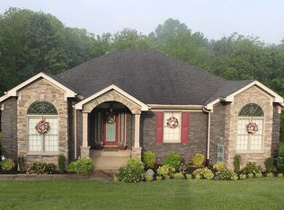 108 Running Creek Cir, Shepherdsville, KY 40165