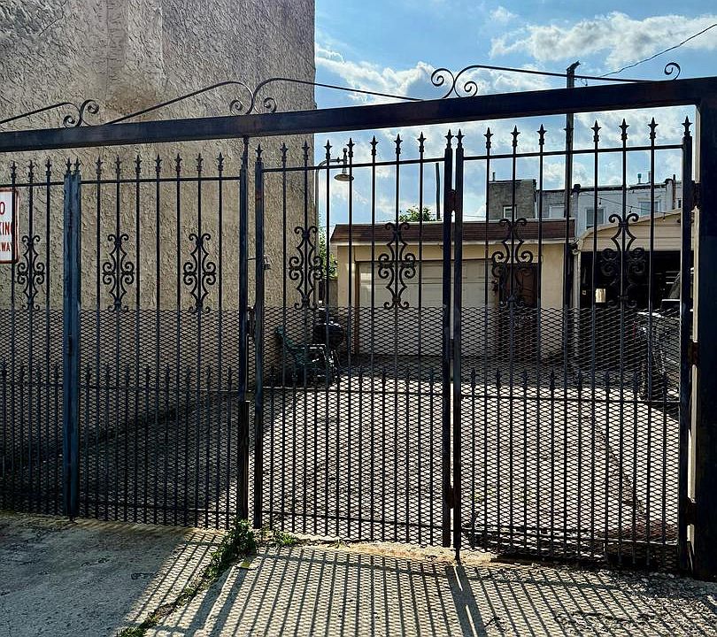 2nd image of 2116 N 2nd St