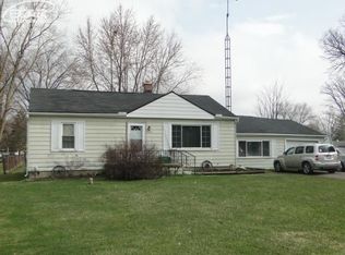 4461 Winters Dr, Flint, MI 48506