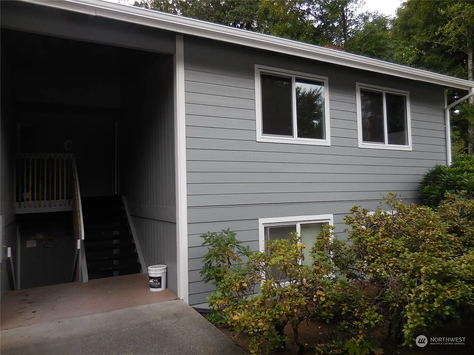 2949 SE Mile Hill Drive #C-8 photo 1