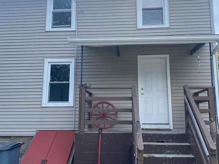 243 Roosevelt Dr #1 — Photo 6