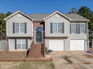1250 Persimmon Place Dr, Bethlehem, GA 30620