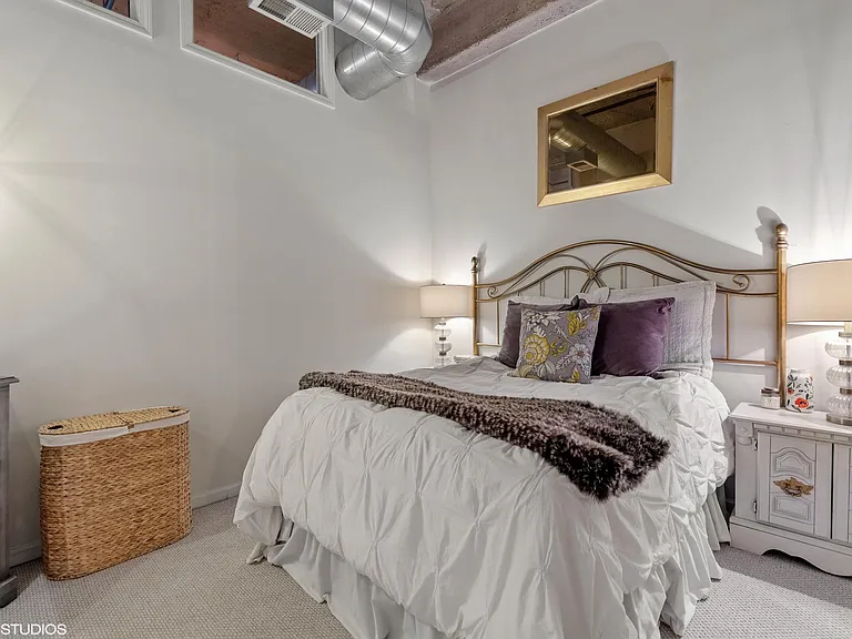758 N Larrabee St #706 — Photo 9