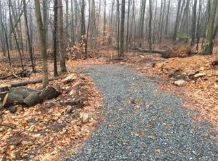 8235 Blue Mountain House Rd, Kempton, PA 19529