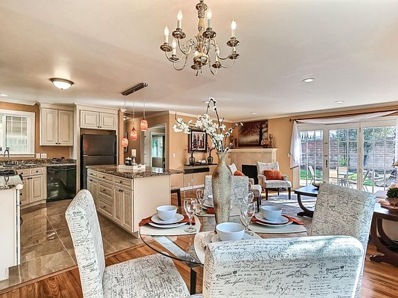 5th image of 10865 W Estates Dr