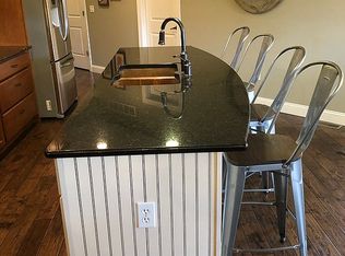 3052 Stonebridge Pl, Festus, MO 63028